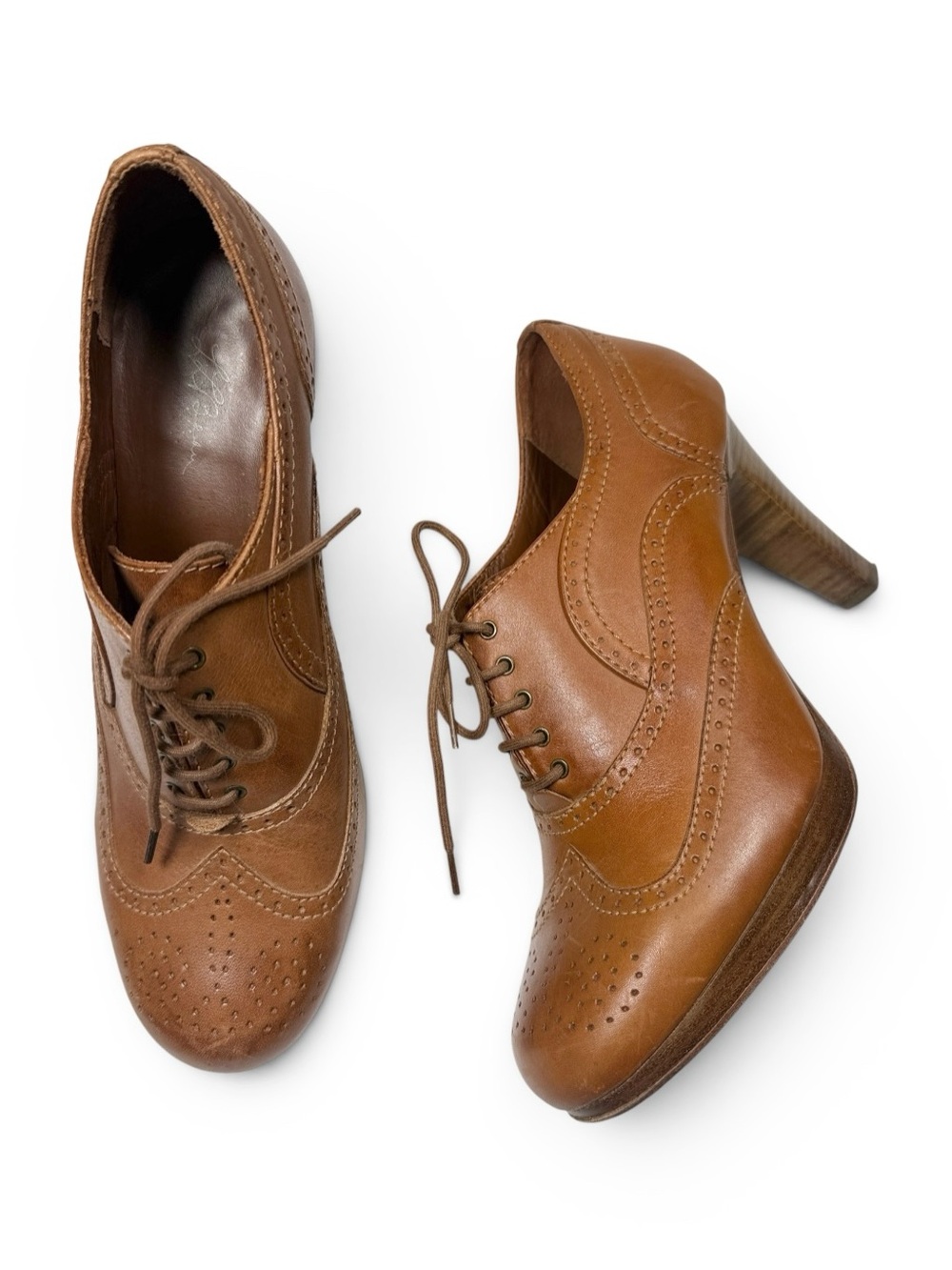 L.L. Bean Signature Gorgeous Leather High Heel Lace Up Pumps S-578 Sz 8.5